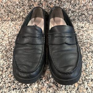 Cole Haan - black leather loafers - men’s 10.5